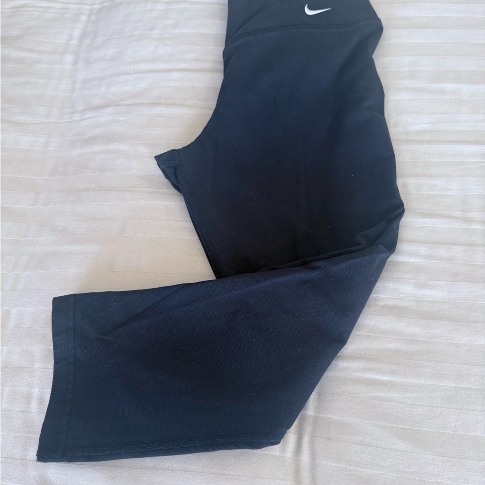 Nike Black Leggings Full-Length Performance Wear